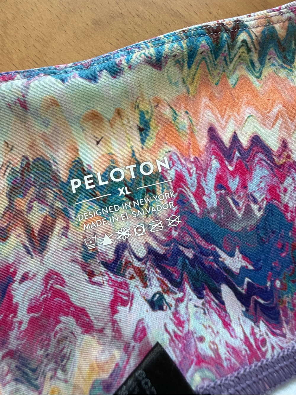 Peloton Multicolor Wave-Print leggings